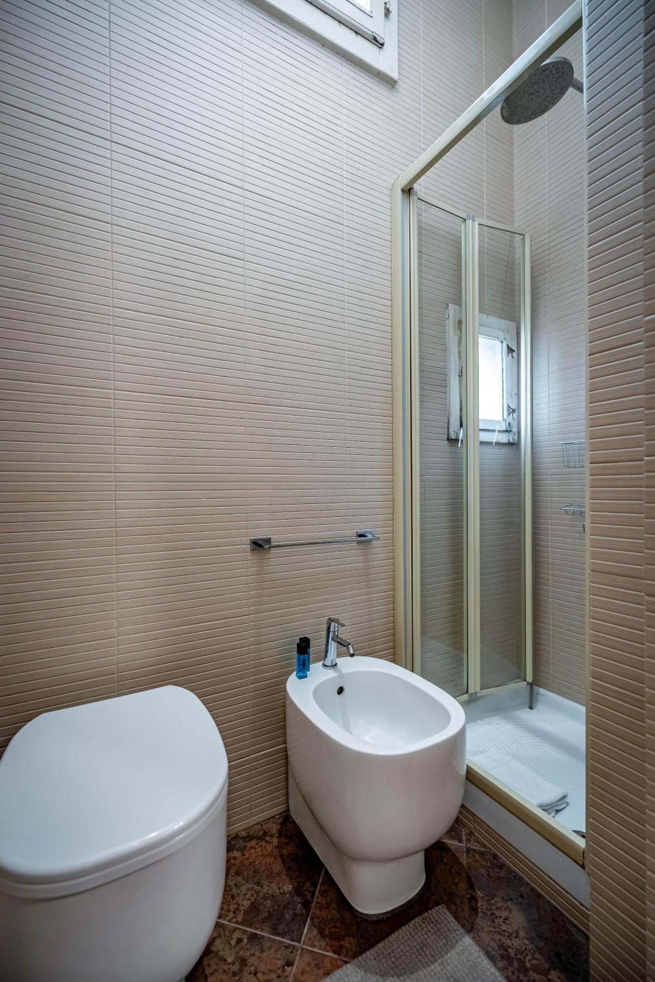 Yd Servi Apartamento *
